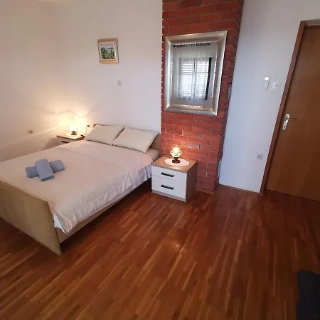 Grozdana With Terrace And Sea View 公寓