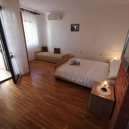 Grozdana With Terrace And Sea View * Crikvenica