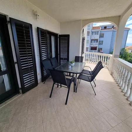 Grozdana With Terrace And Sea View Lejlighed Crikvenica